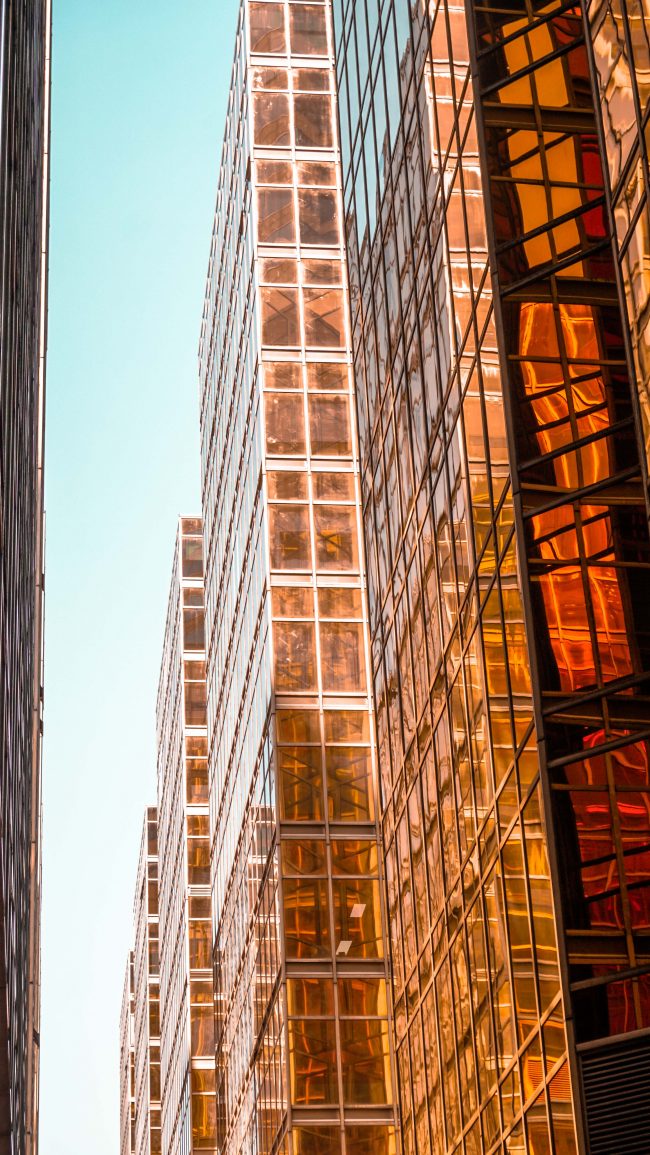pol_tarres_adventures_honk_kong_verticals-05