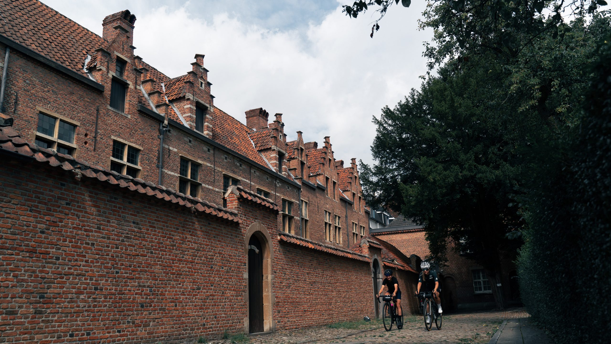 FLANDES BIKE TOURING