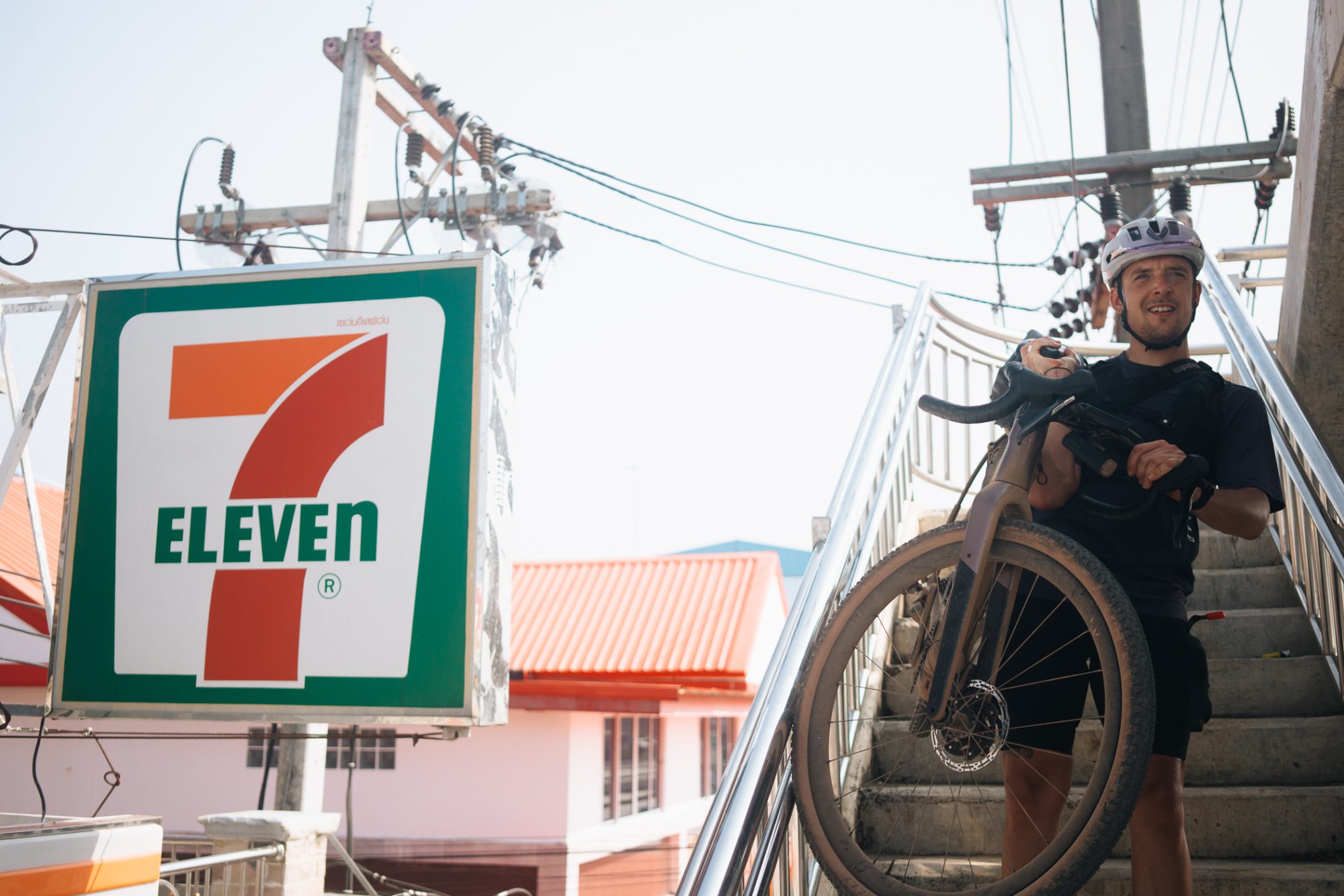 ApperSudio_pol_tarres_bikepacking_to_paradise_thailand_1029